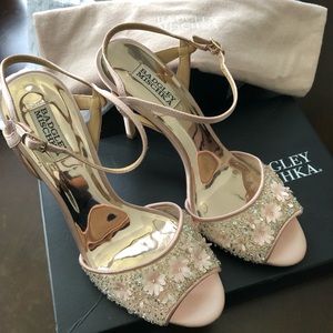 Blush Badgley Mischka Sandals / Heels - Size 10